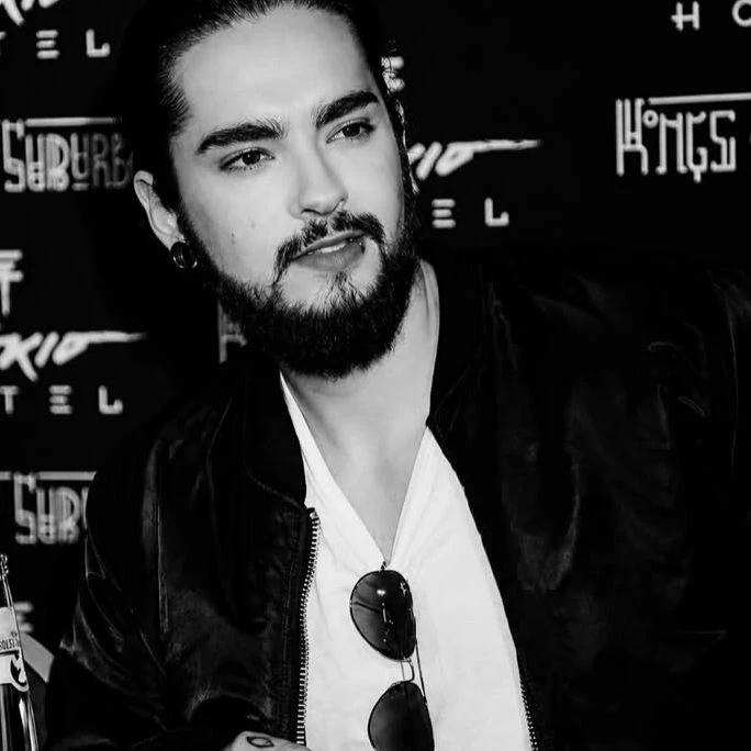 Tom Kaulitz👑 thumbnail