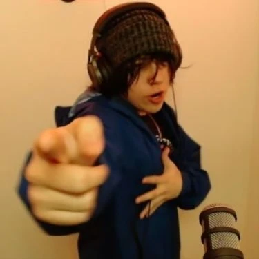 quackity thumbnail