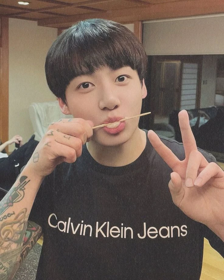 Jungkook thumbnail