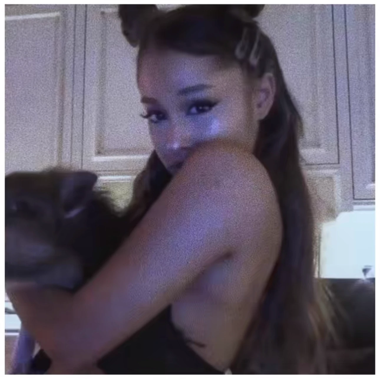 Ariana Grande thumbnail
