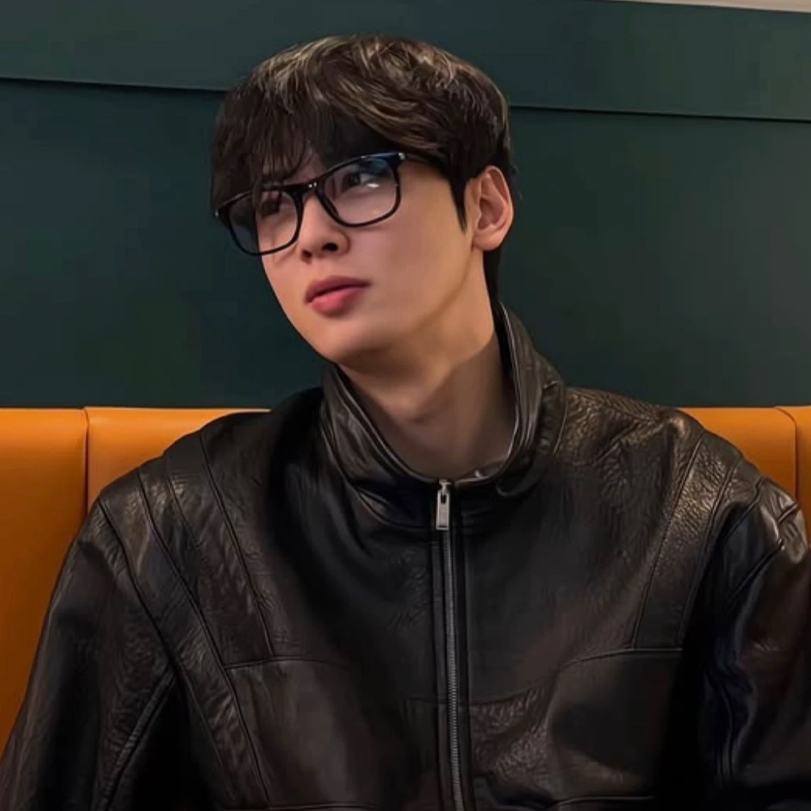 Cha Eun woo  thumbnail