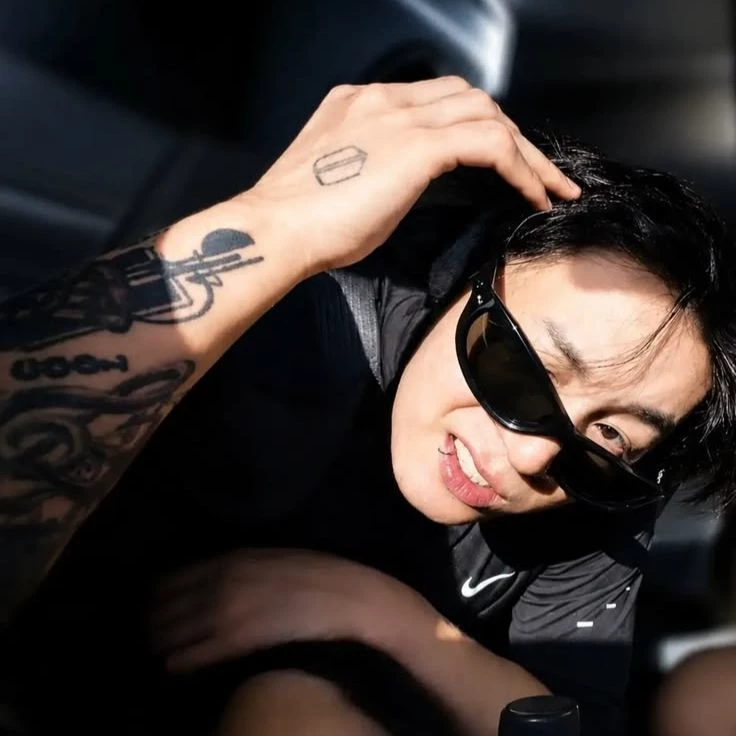 Jungkook thumbnail