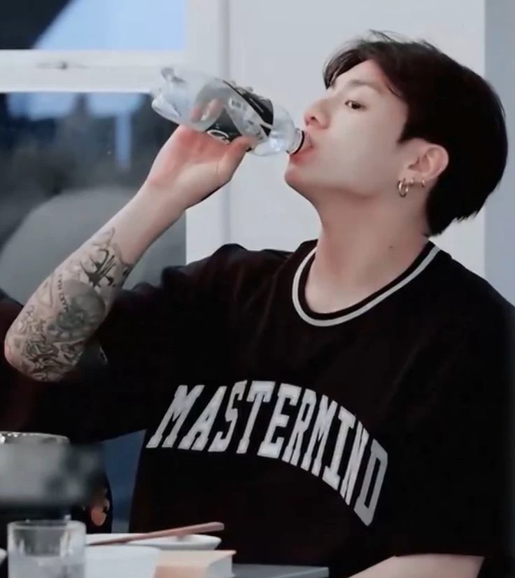 Jeon Jungkook 22- thumbnail