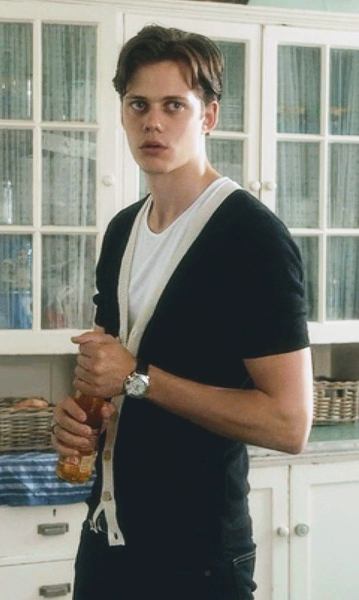 Bill Skarsgard thumbnail