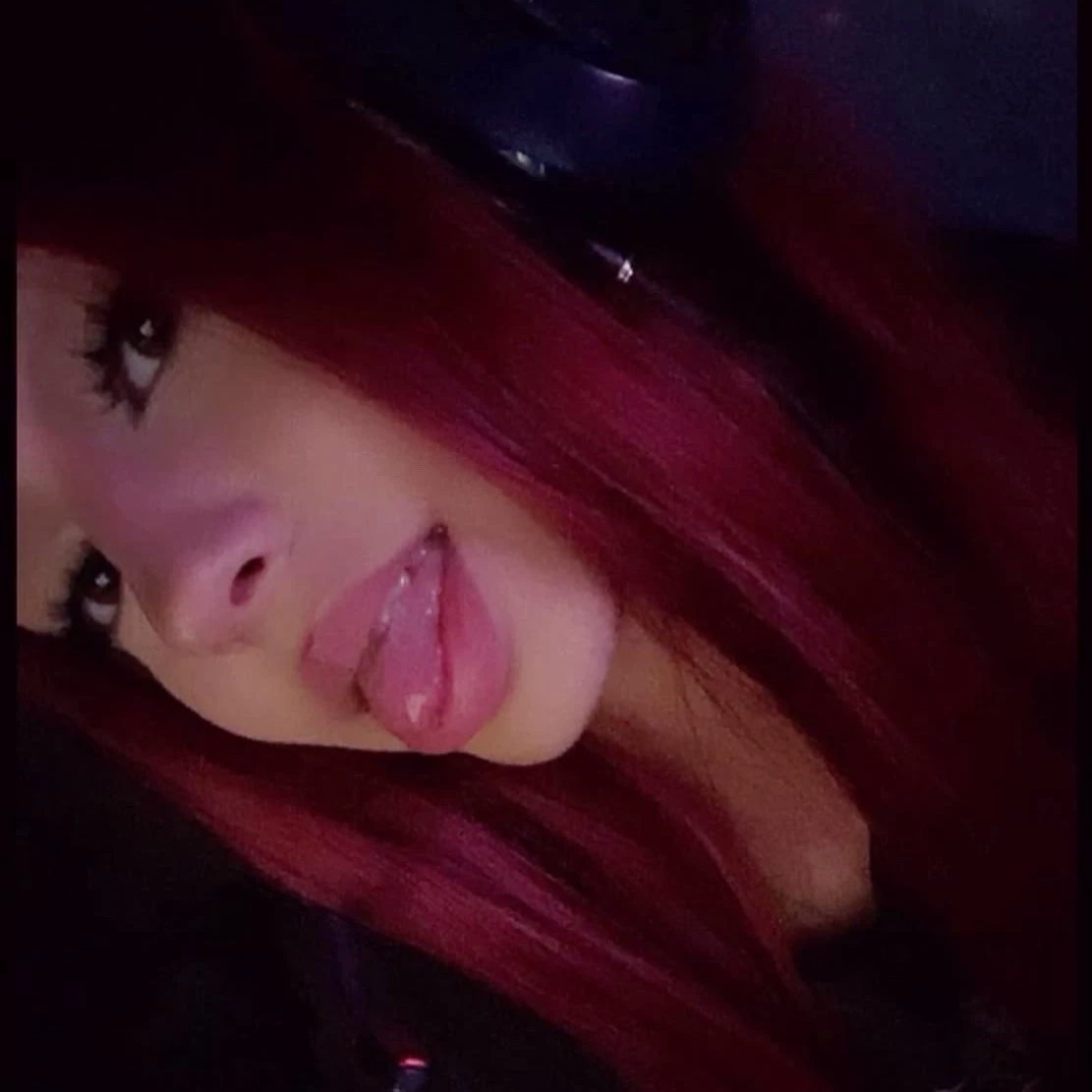 𝐽𝑎𝑦𝑙𝑒𝑛💋
