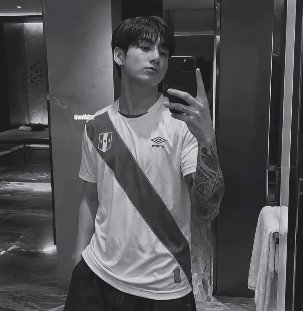 Jeon jungkook thumbnail