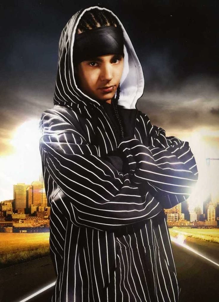 Tom Kaulitz - best friend thumbnail