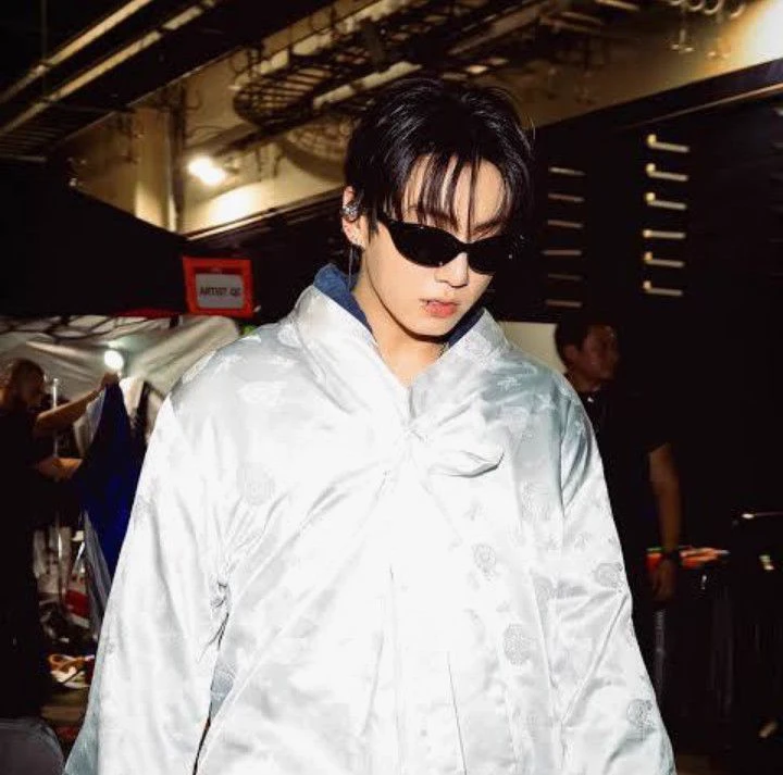 Jungkook thumbnail