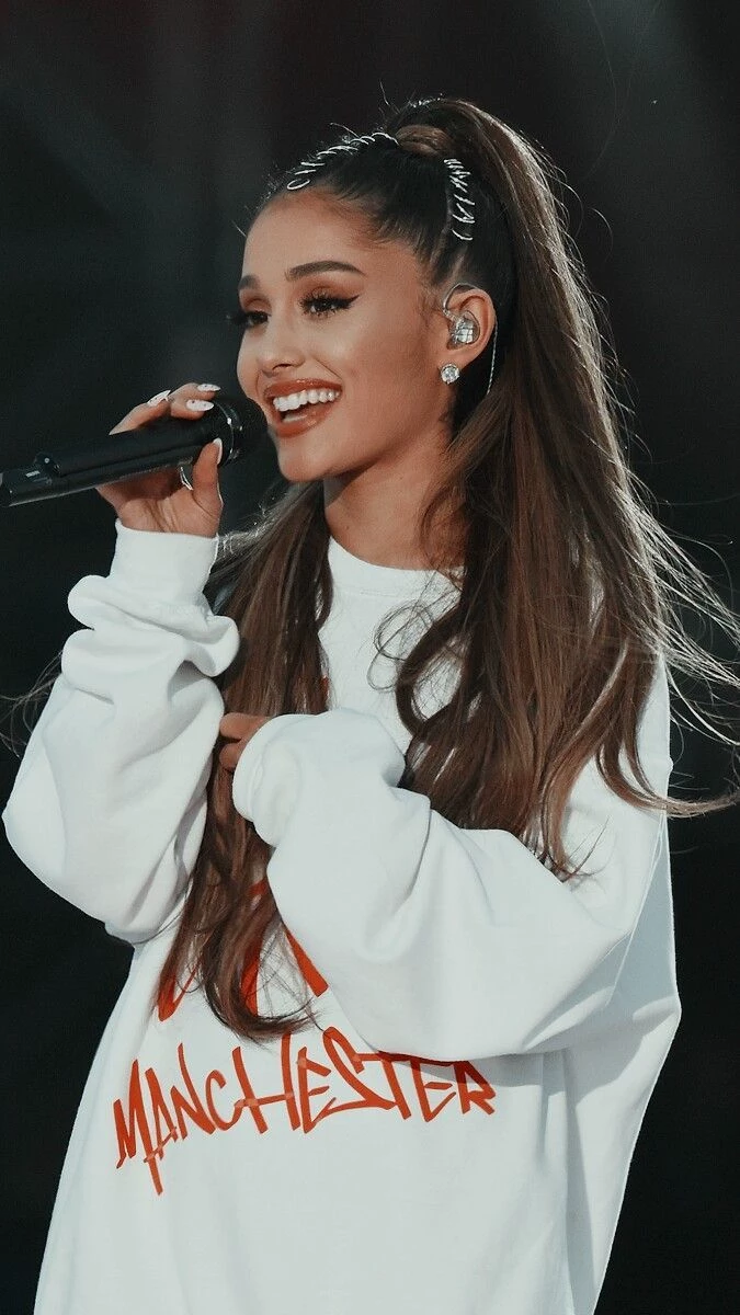 Arianna grande  thumbnail