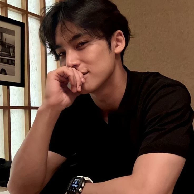 Mingyu thumbnail