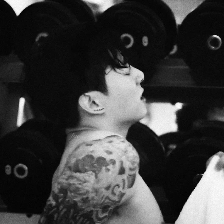 Jeon Jungkook thumbnail