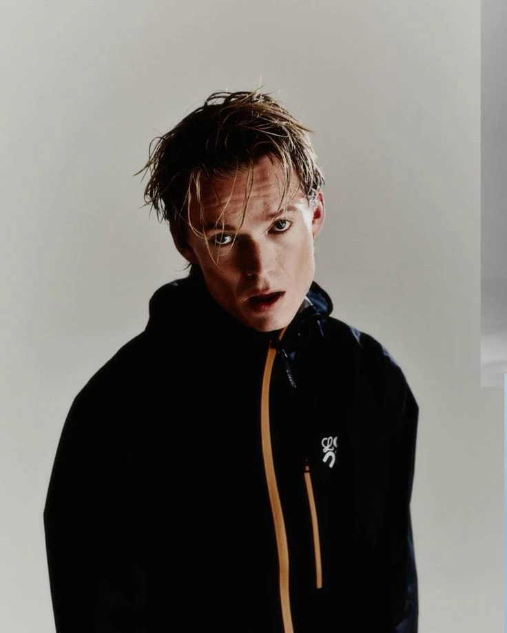 Spencer White - Spider thumbnail