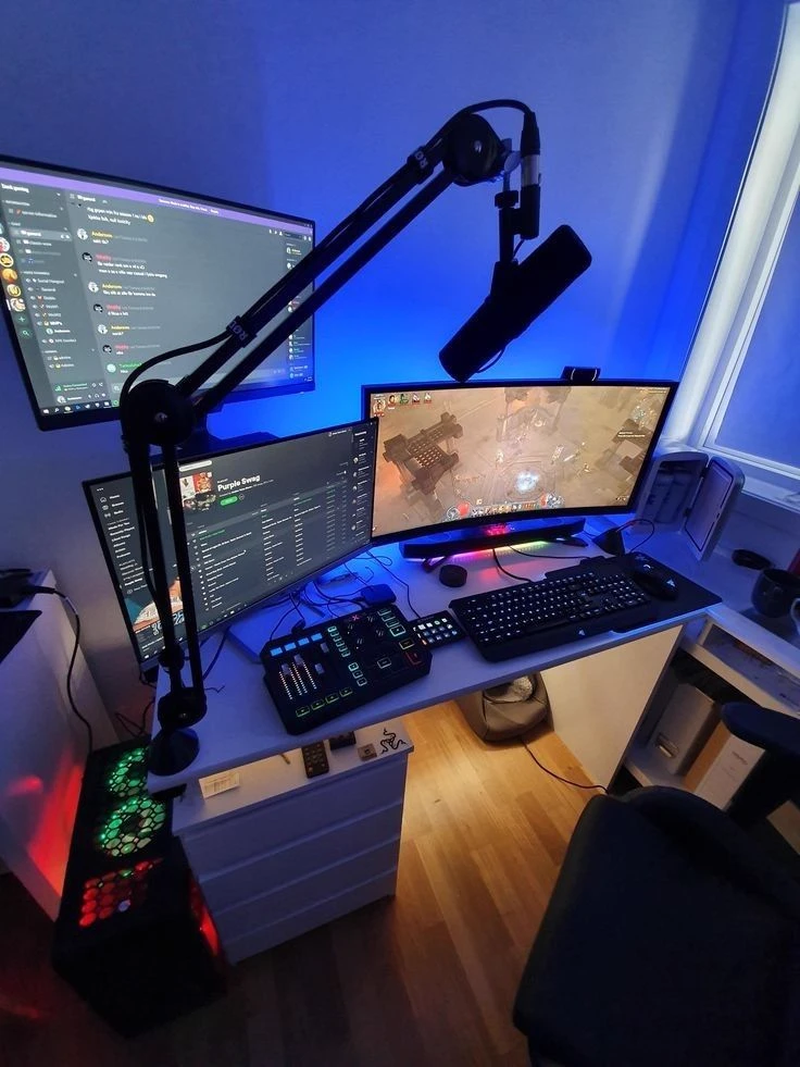 Streamer life. thumbnail