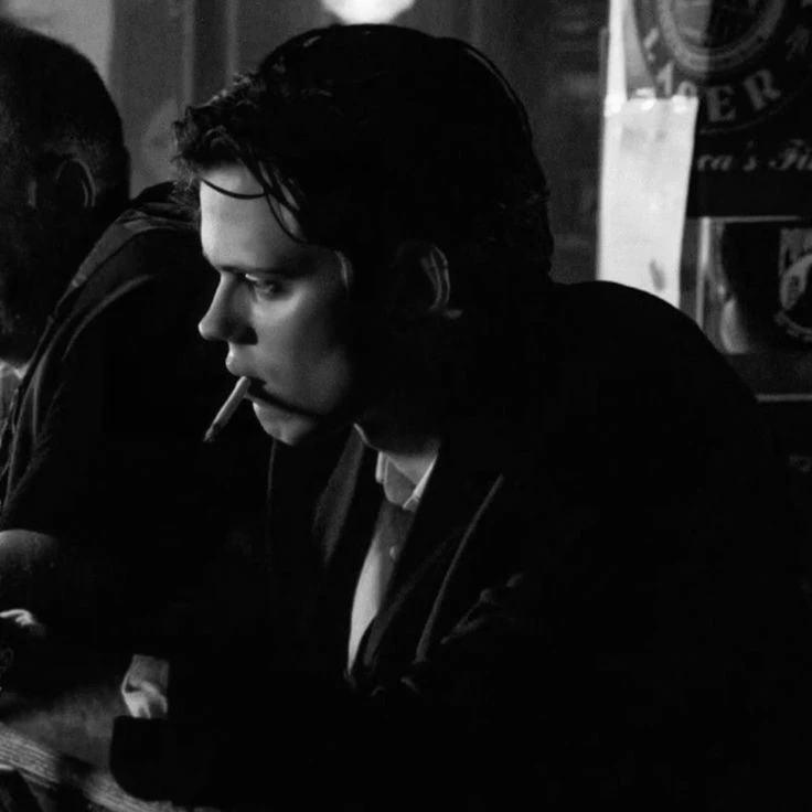Bill Skarsgard thumbnail
