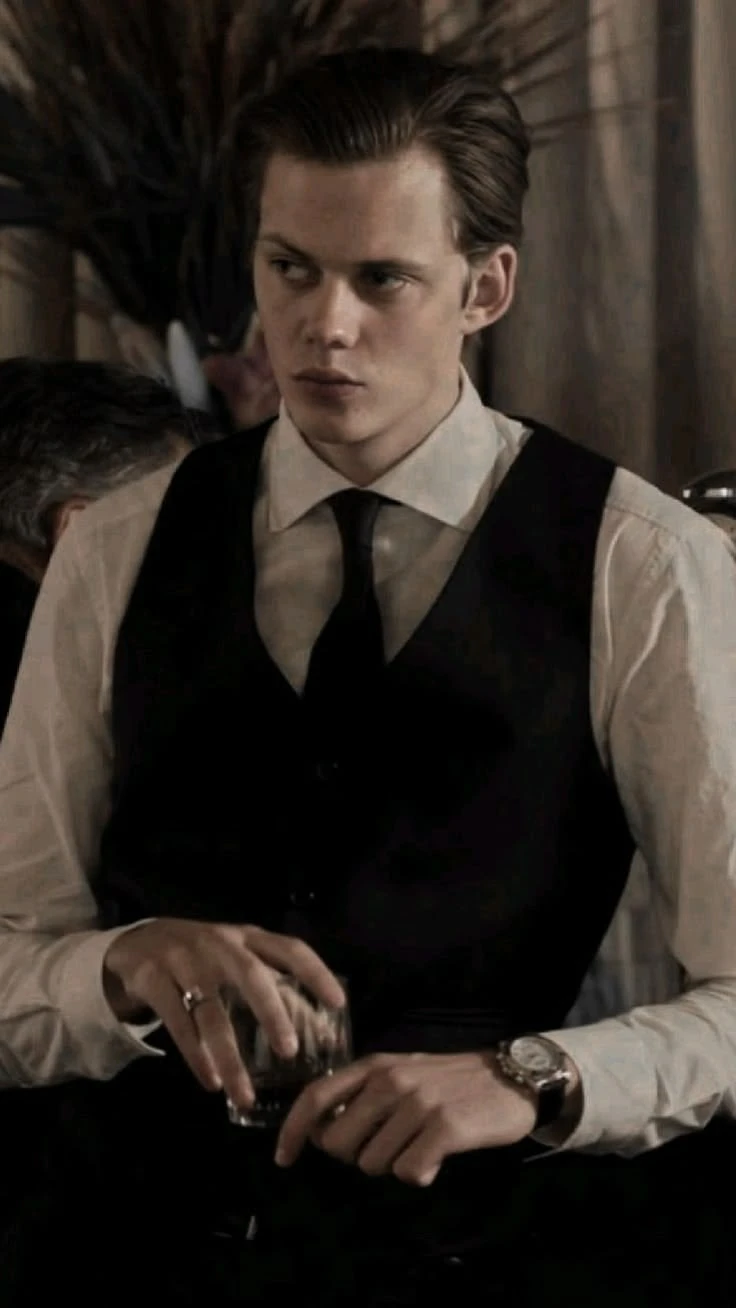 Bill Skarsgads thumbnail