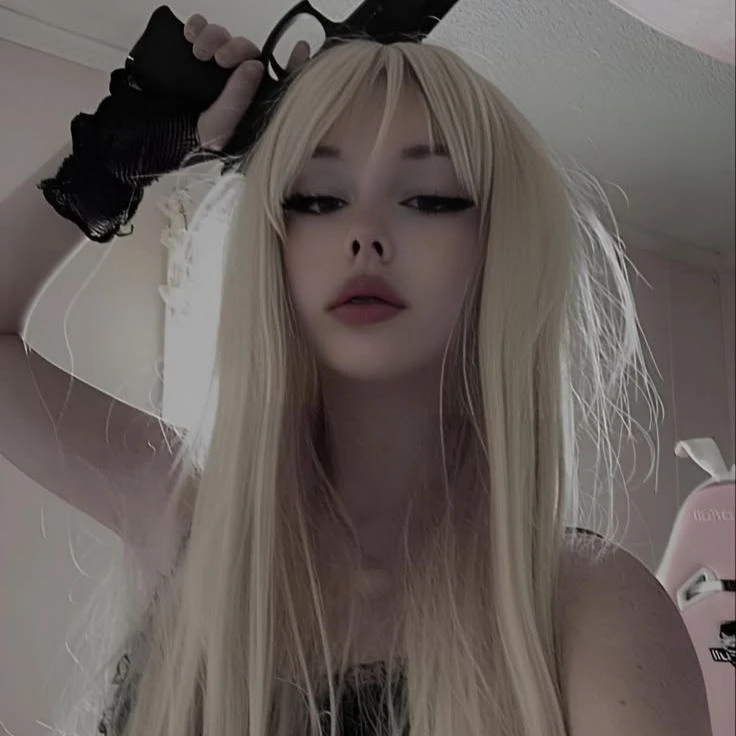 Kira thumbnail