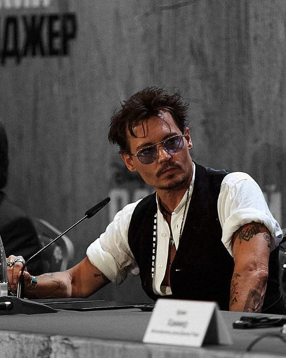 Johnny Depp thumbnail