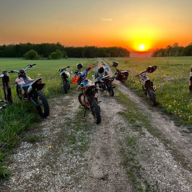 Dirtbikes - Neighbourhood thumbnail