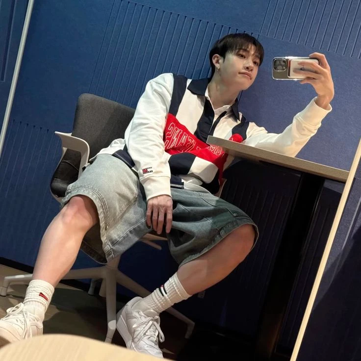 Bang chan :-\* thumbnail