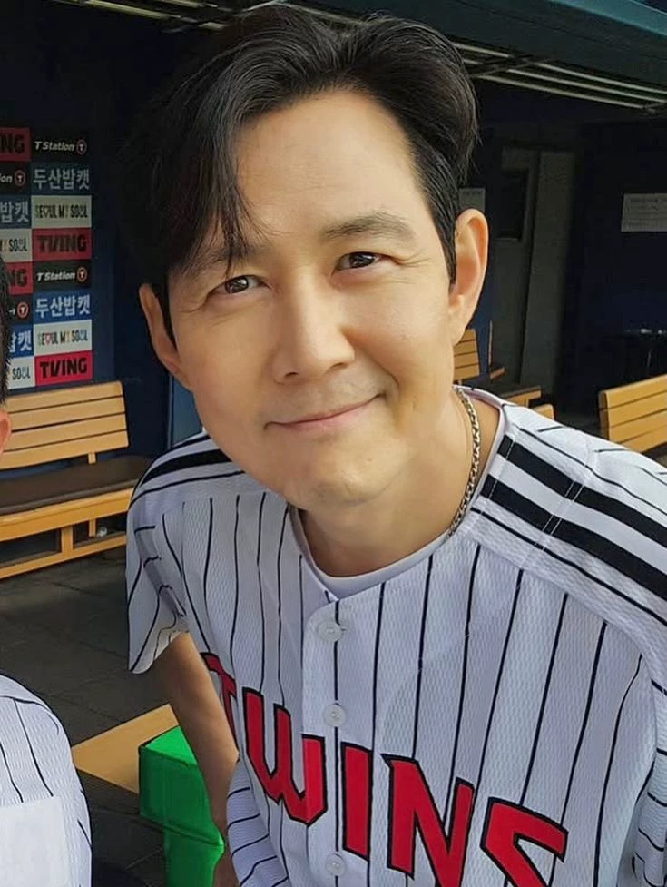 Lee Jung Jae thumbnail