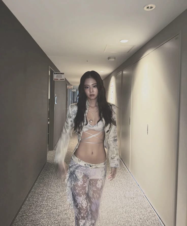 Jennie Kim thumbnail
