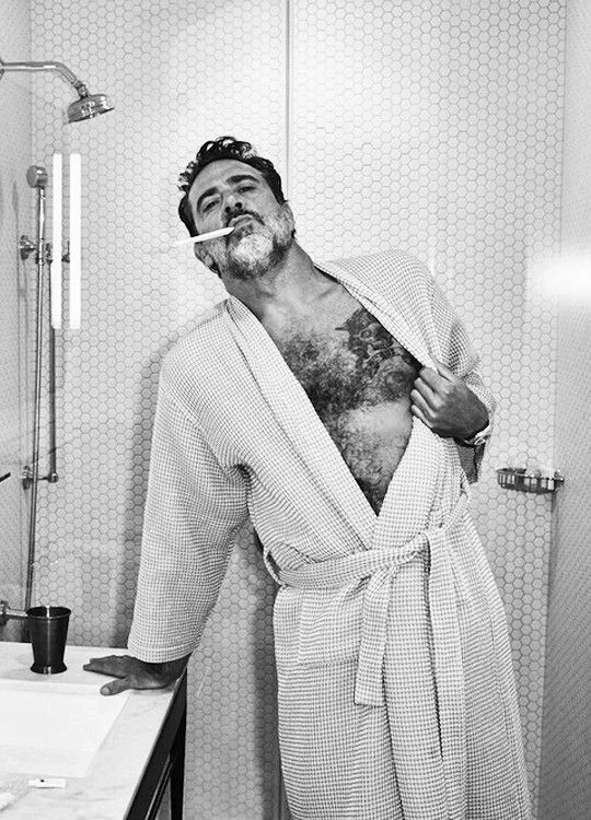 Jeffrey Dean Morgan thumbnail