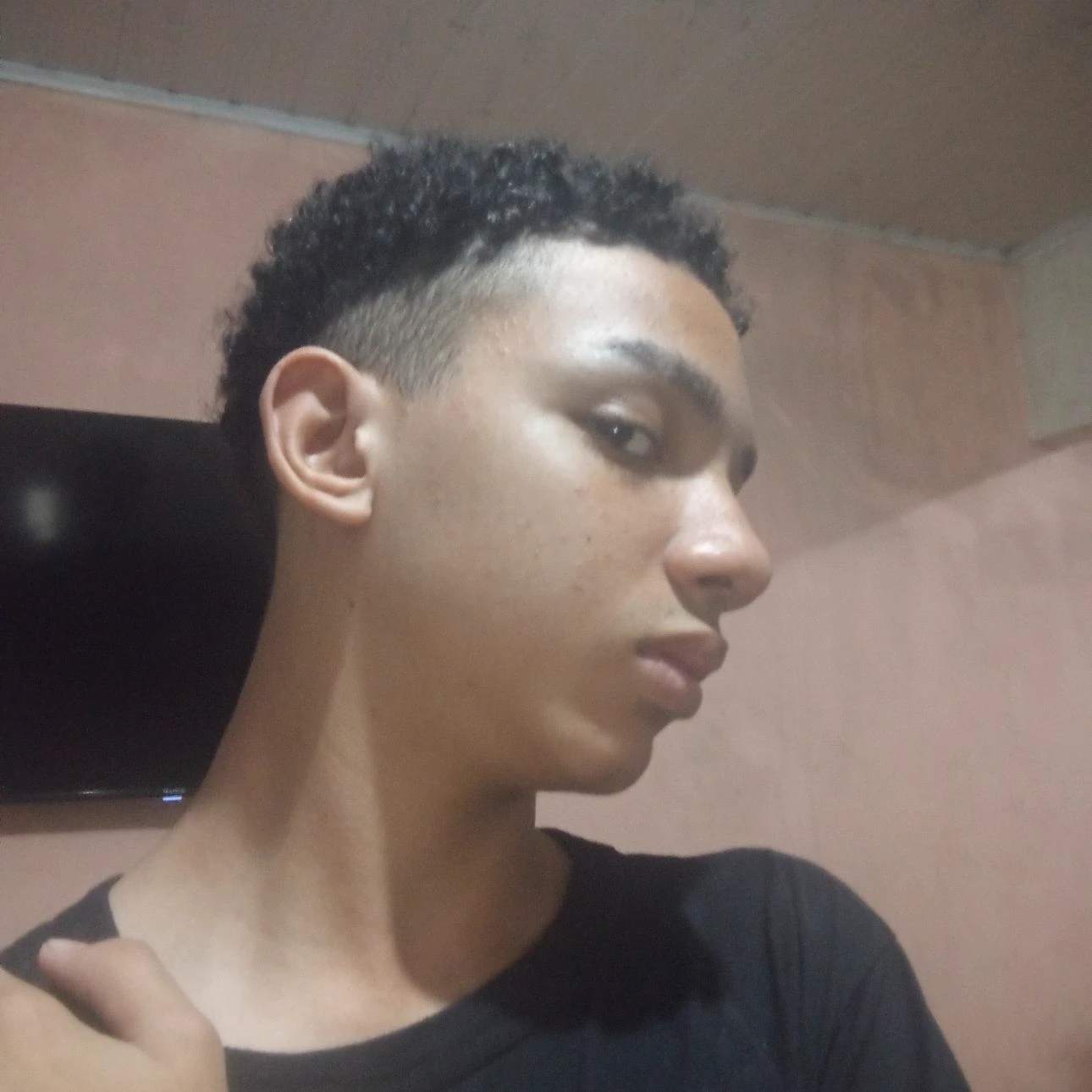 an ugly guy that hurts thumbnail