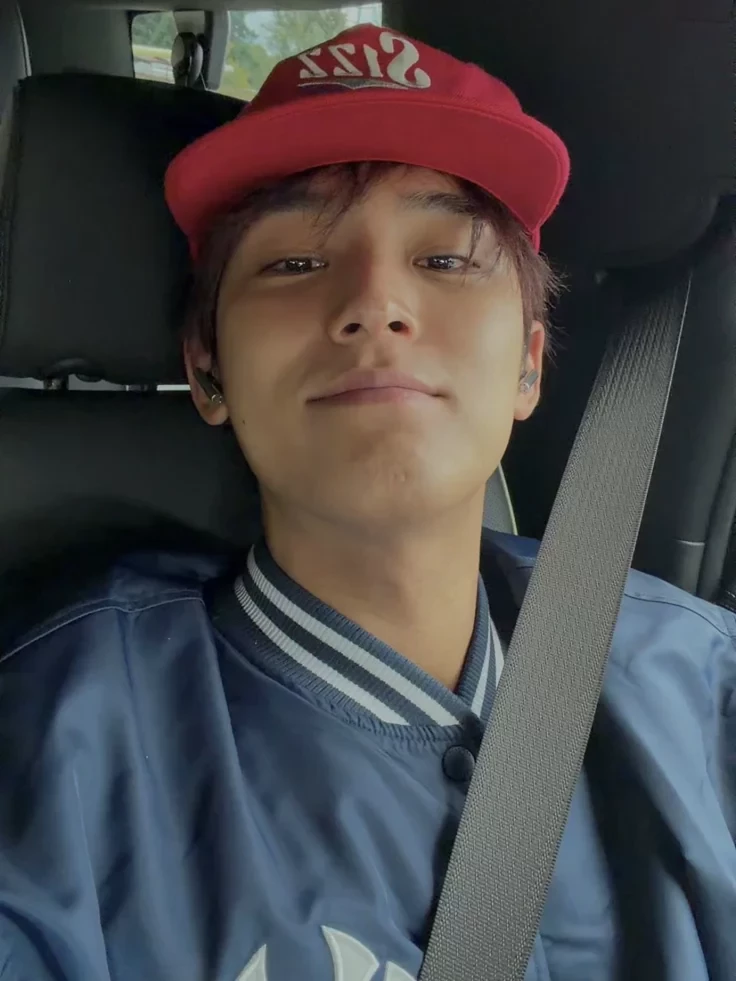 Kim mingyu thumbnail