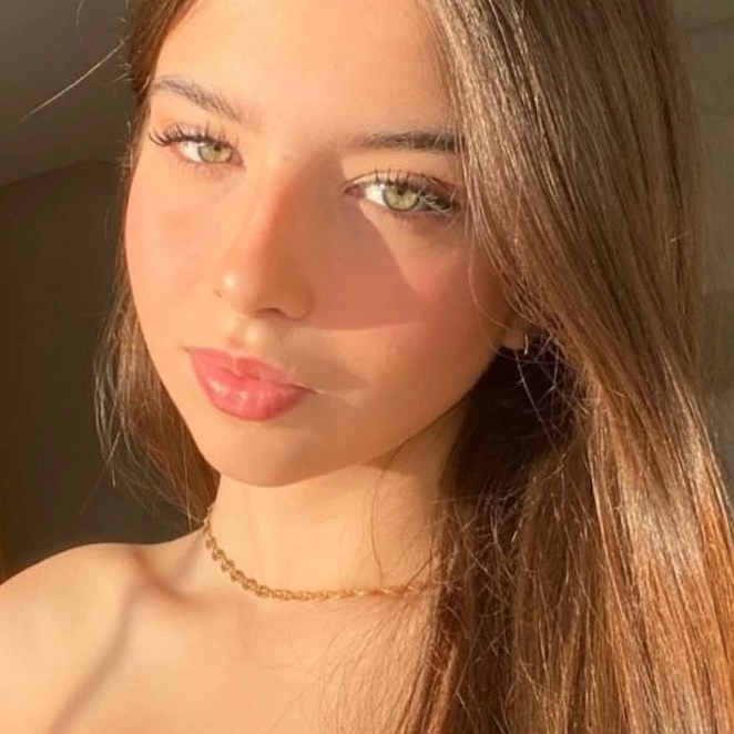 Alejandra 🩷