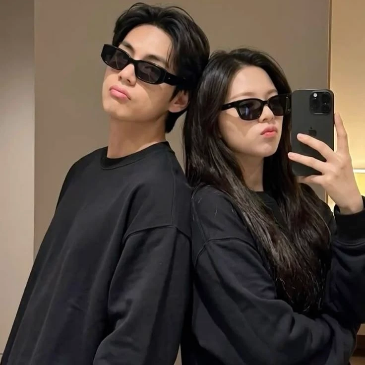 Ethan and Emily twin siblings thumbnail