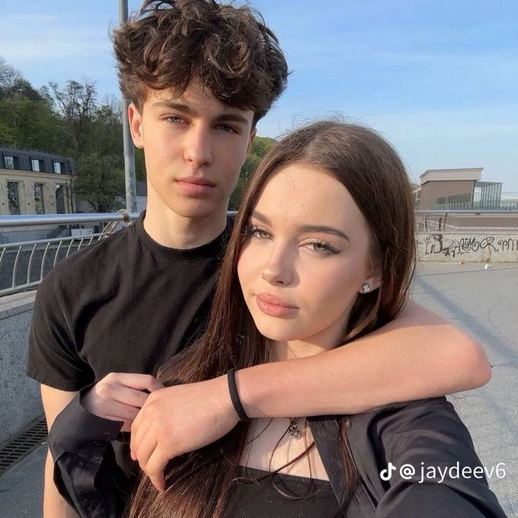 Sánchez twin brothers 💕 thumbnail