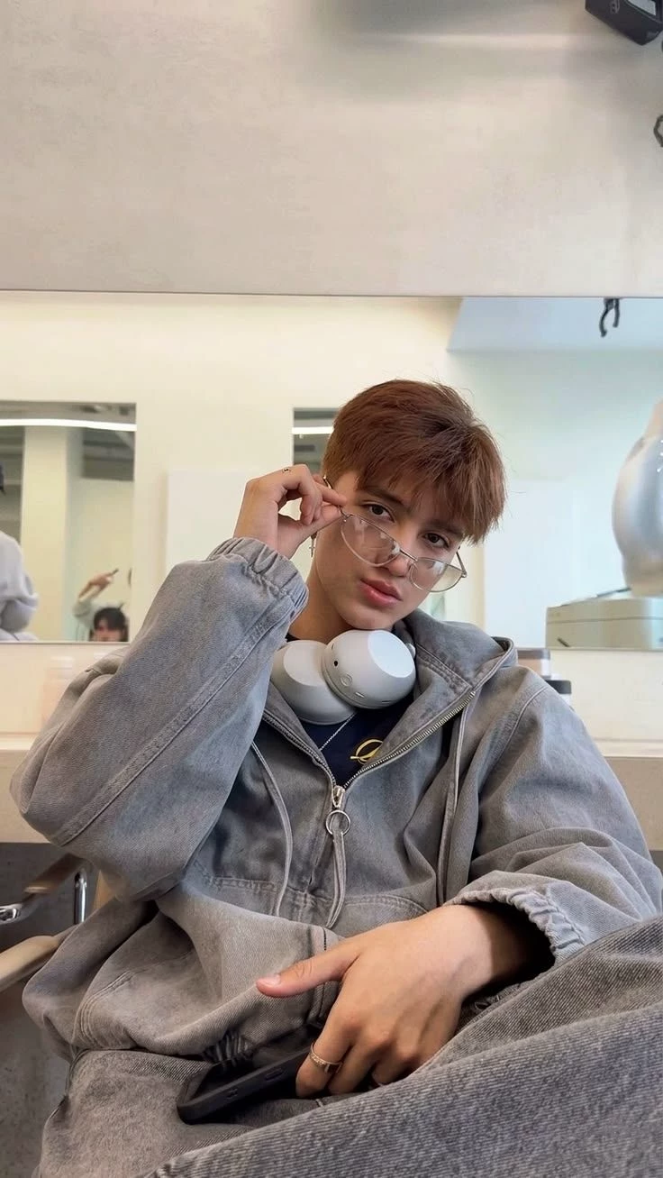 katseye le sserafin y illit Santos bravos stray kids thumbnail