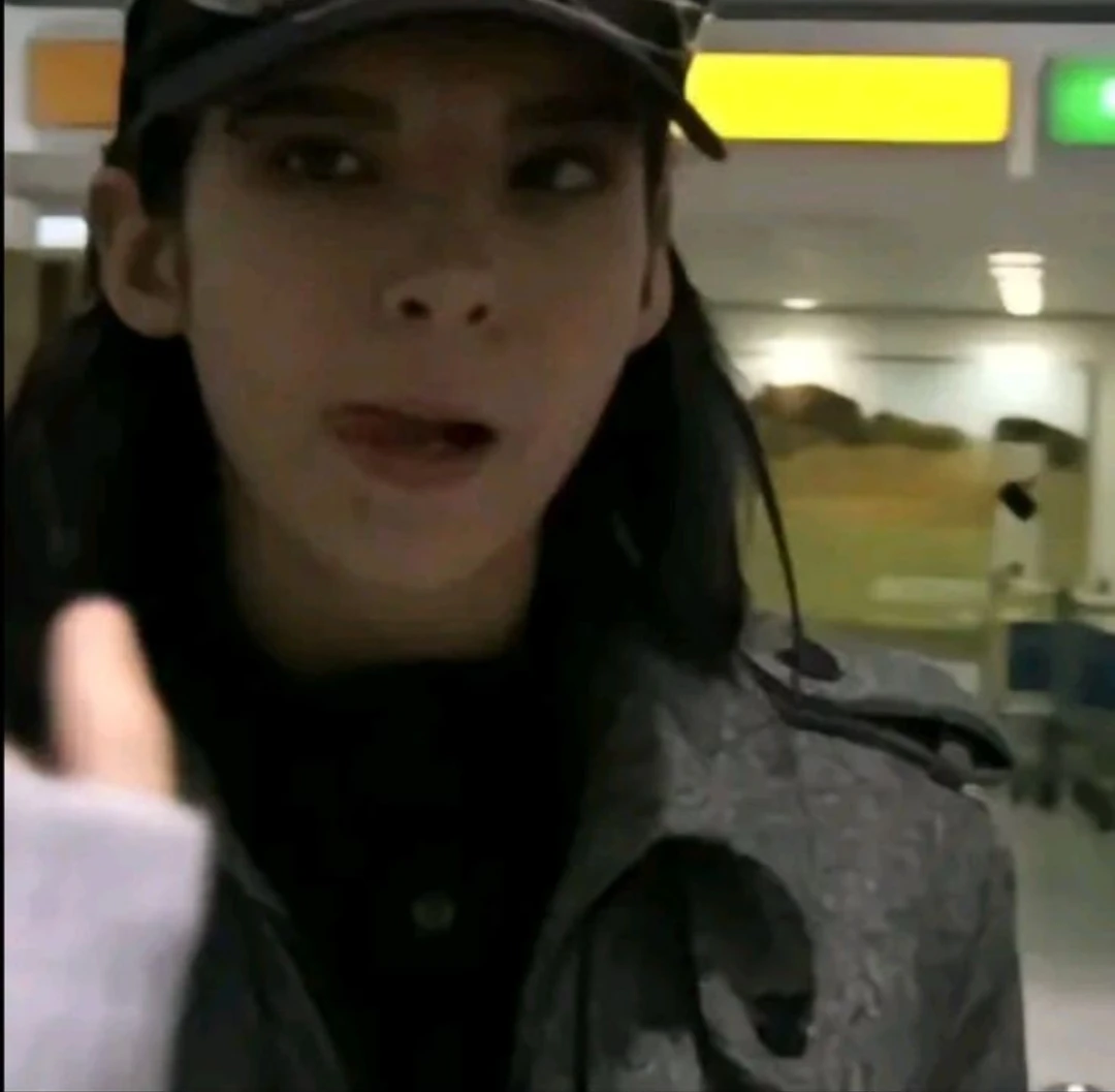 Bill Kaulitz thumbnail