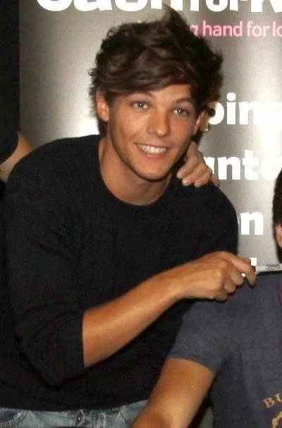 Louis Tomlinson thumbnail