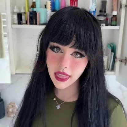 Lara Rose thumbnail