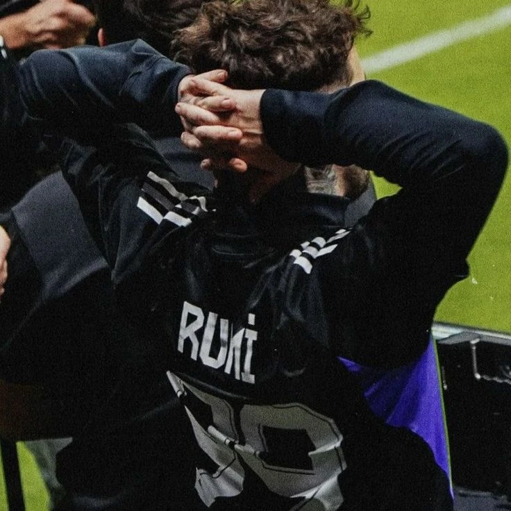 wegh rumii (besiktas football player vers.) thumbnail