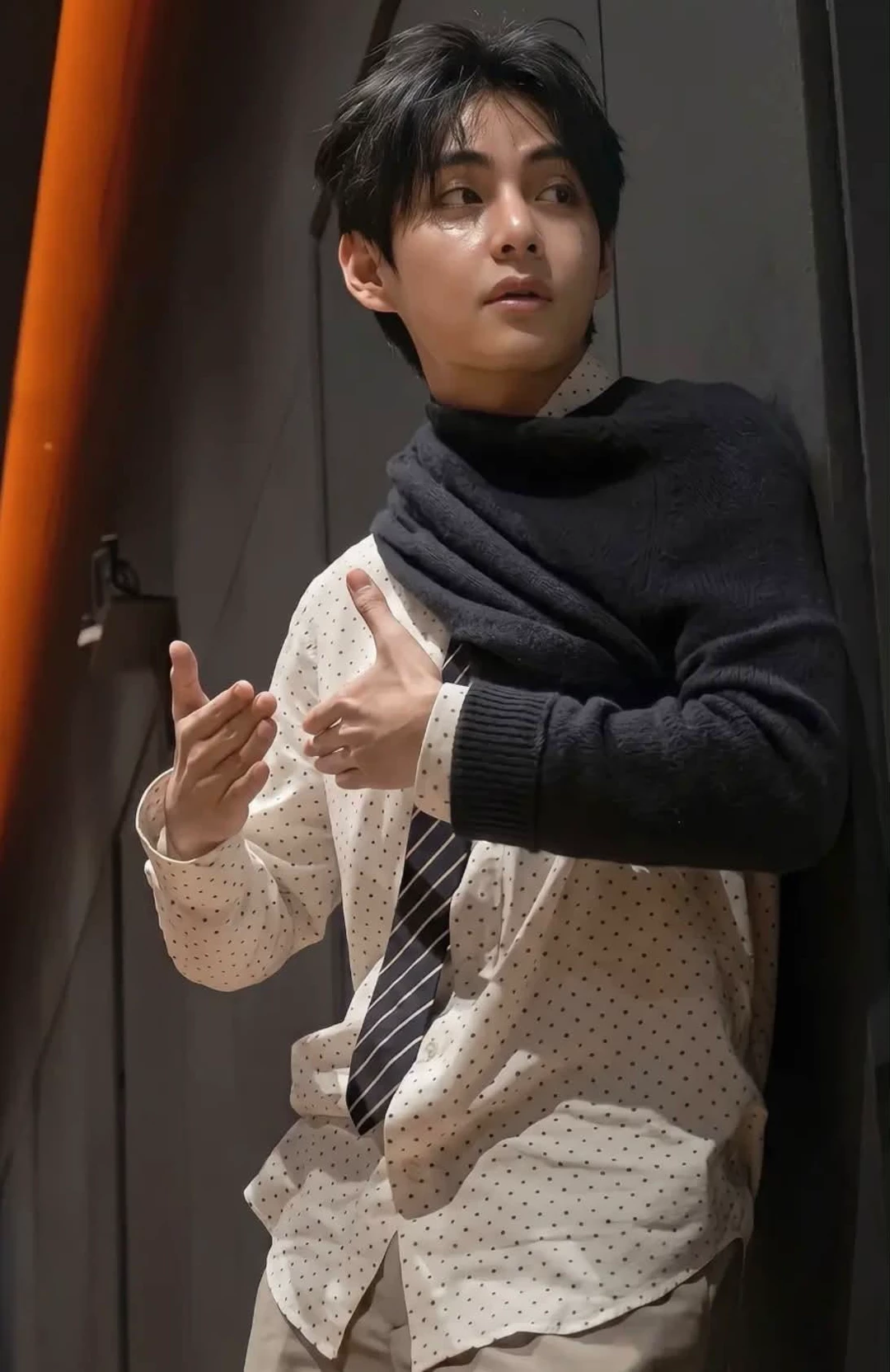 Kim taehyung  thumbnail