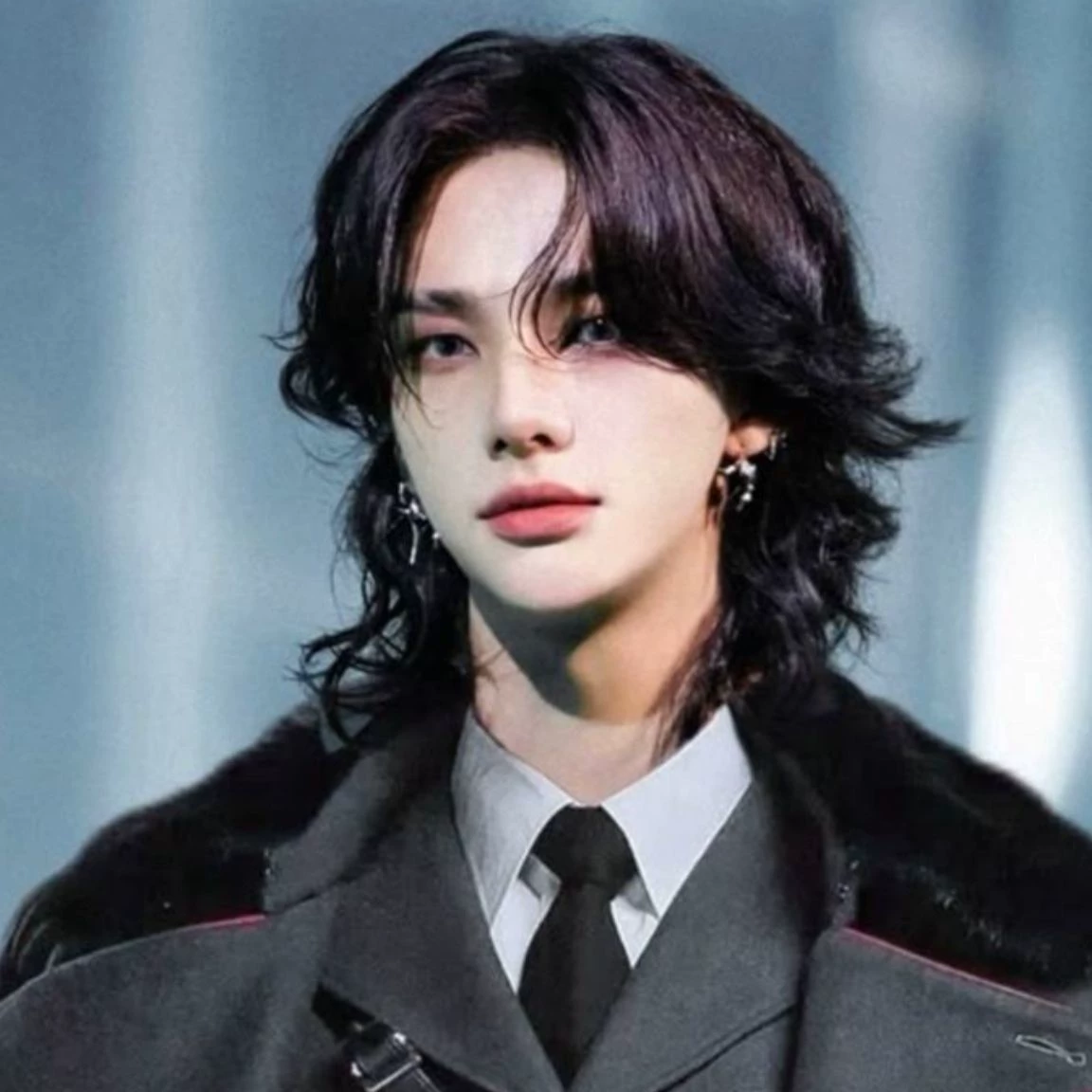 Hwang Hyunjin thumbnail