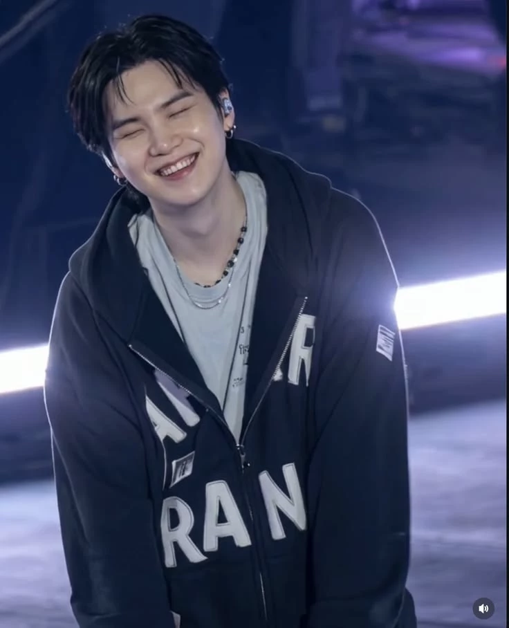 Min Yoongi thumbnail