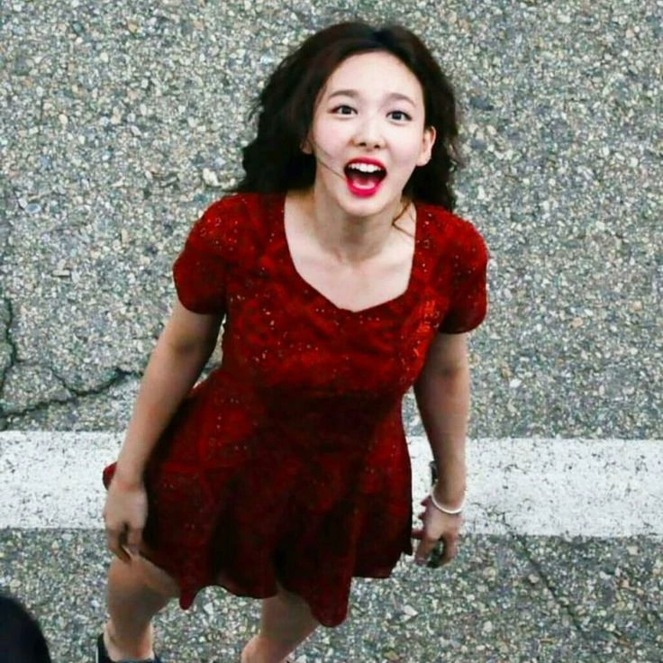 Im Nayeon thumbnail