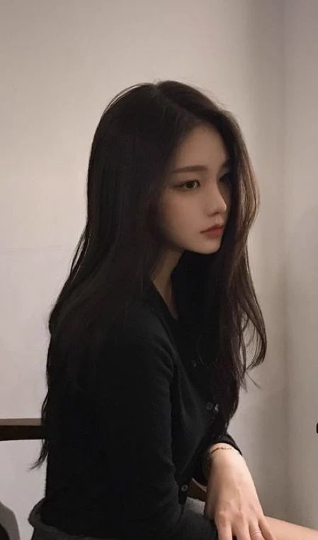 Soo-jin (your cold wife finally melts because of jealousy) thumbnail