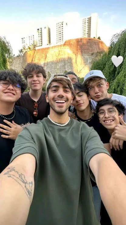 the neighborhood thumbnail