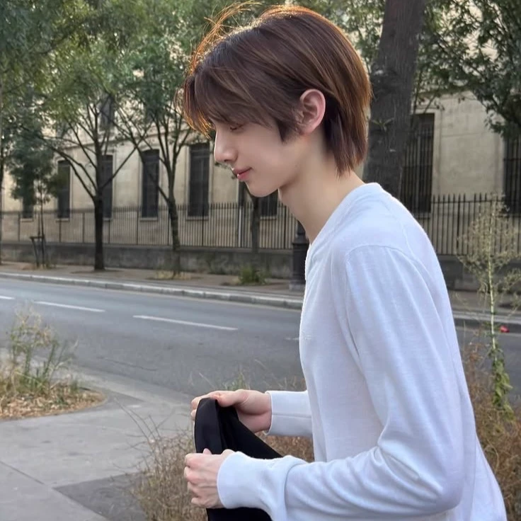 Juhoon thumbnail