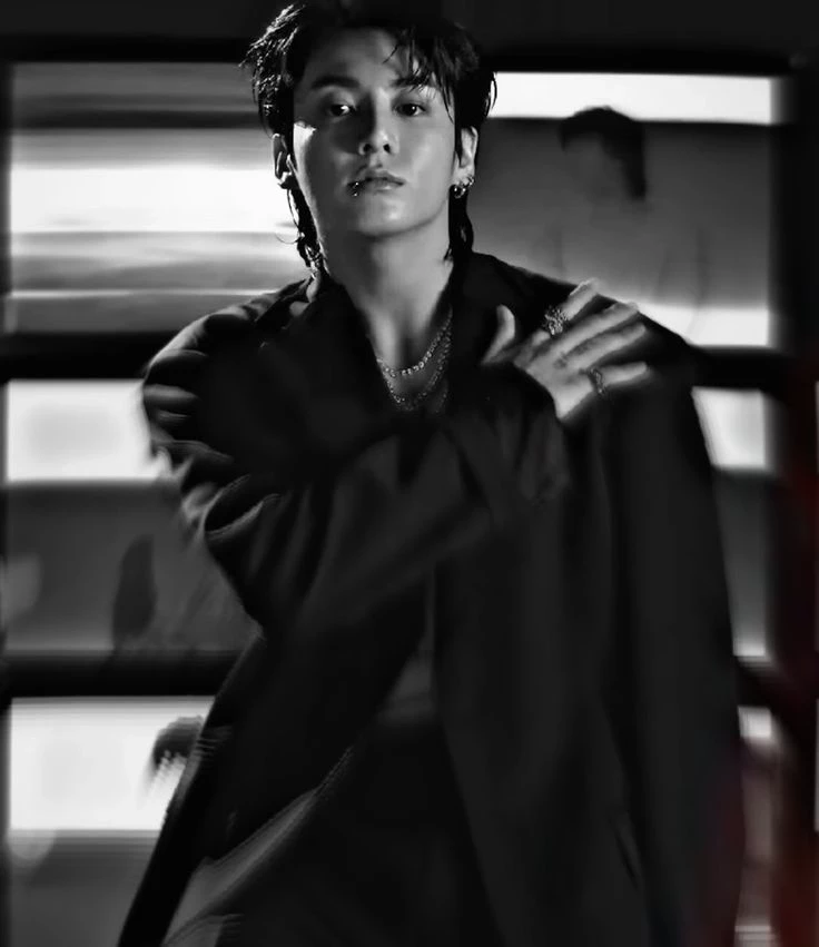 Jeon Jungkook Gay Daddy Mafia King Alpha Werewolf Stepfather thumbnail