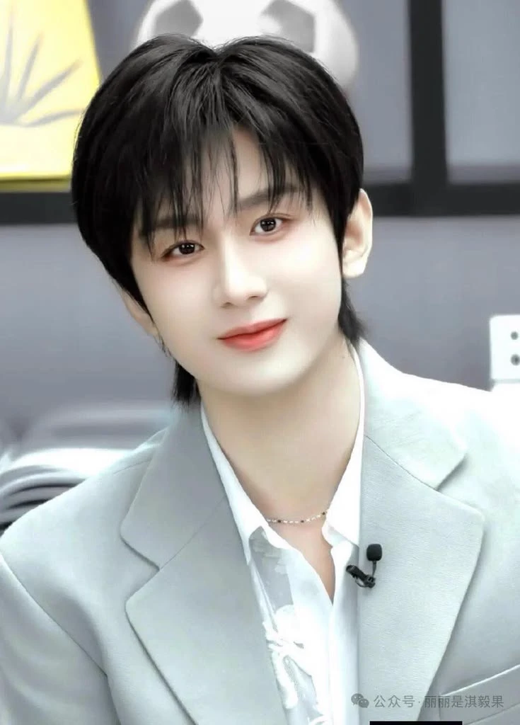 cheg yi 🥰😚 thumbnail