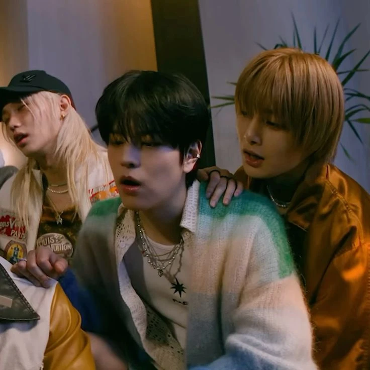 Maknae Line (Felix, Seungmin, I.N) thumbnail