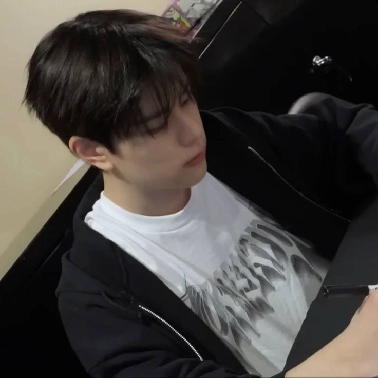 Seungmin/tu novio sufre autismo/🤍 thumbnail