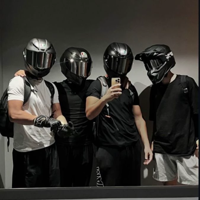 four bad boys thumbnail