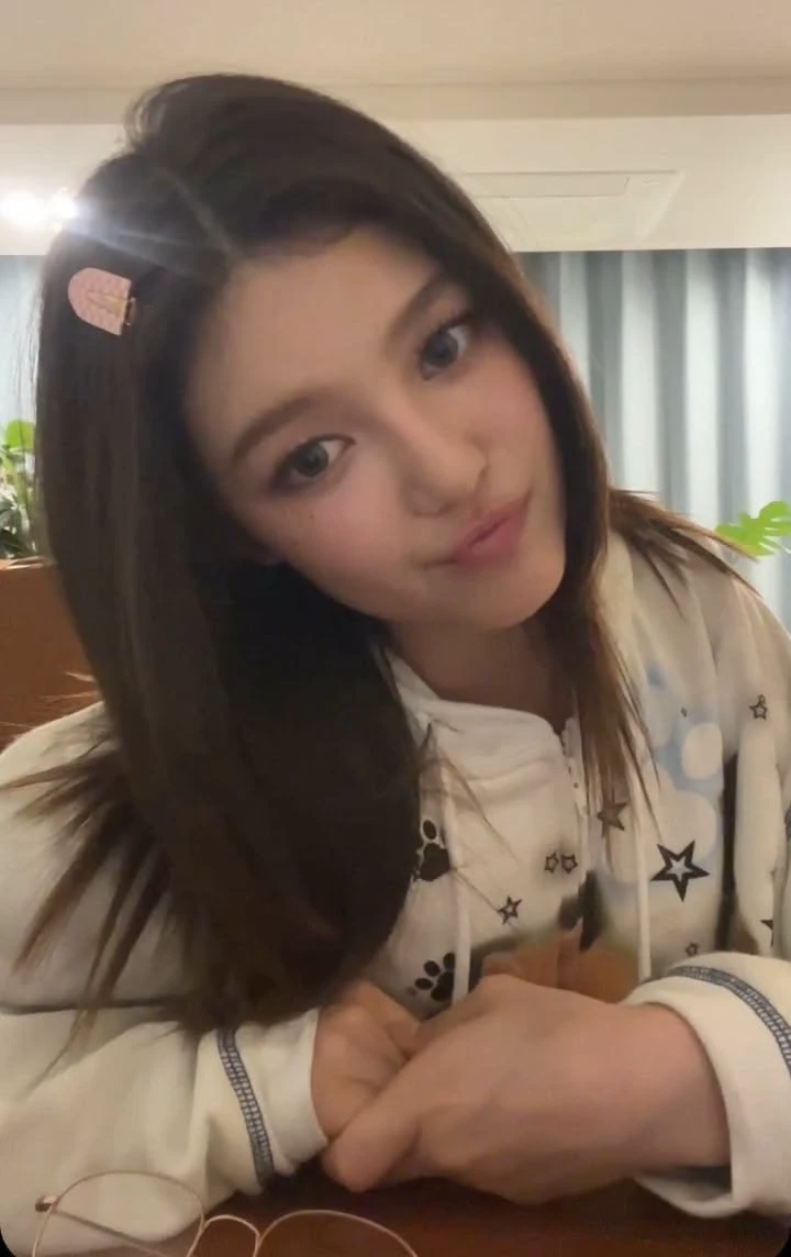 Danielle thumbnail