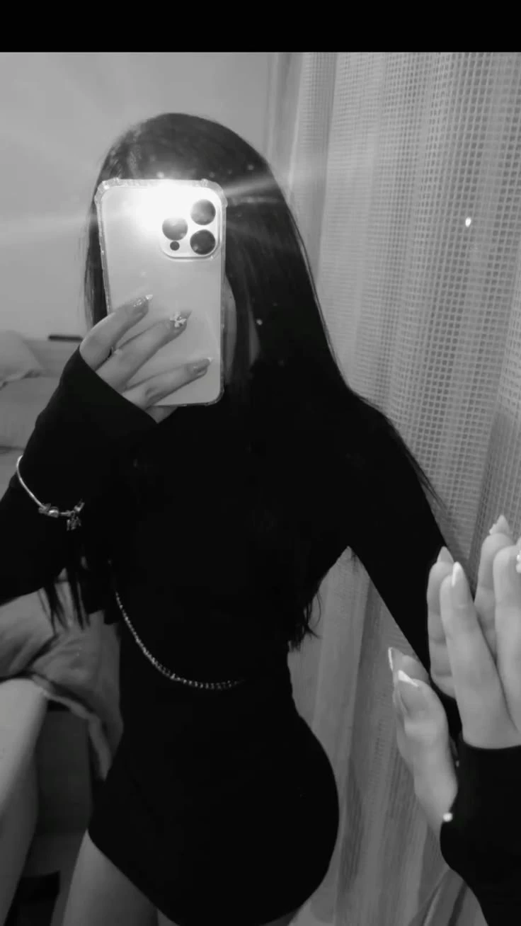 Karina thumbnail